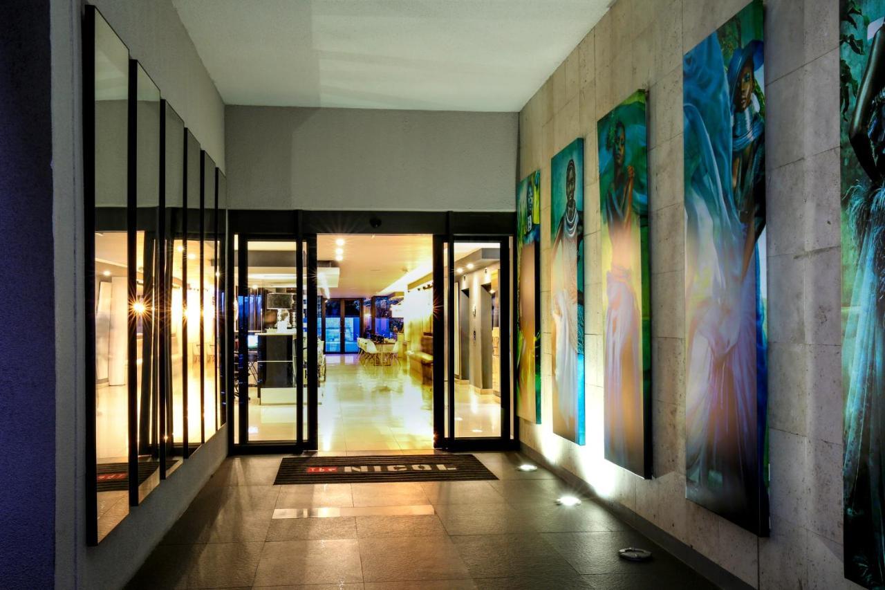 The Nicol Hotel And Apartments Йоханнесбург Экстерьер фото